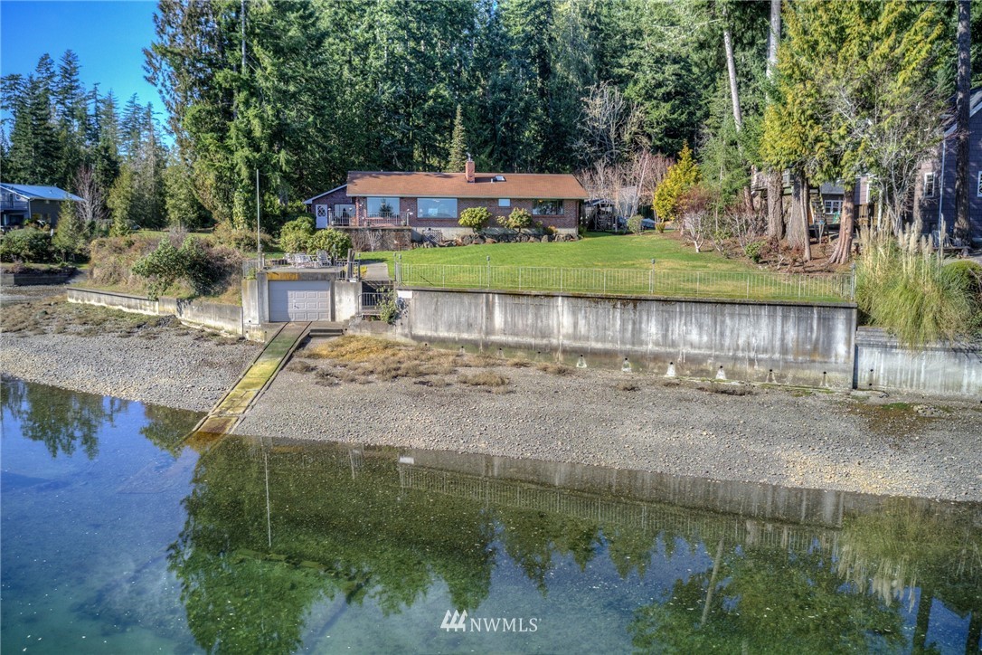 5660 East Grapeview Loop Road Allyn, WA 98524 - Photo 36 of 40 Gallery Image 36