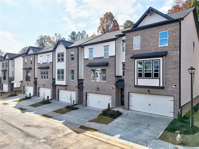 $444,950 | 28 Rock Pk Way, Unit 23, Tucker, GA 30084