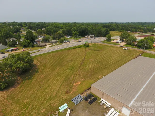 a view of a swimming pool and lake view