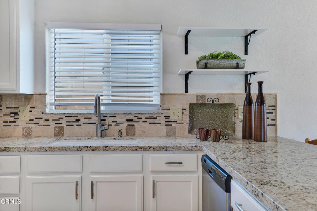 5125 West Wooley Road, Unit 5 Oxnard, CA 93035 - Photo 13 of 32