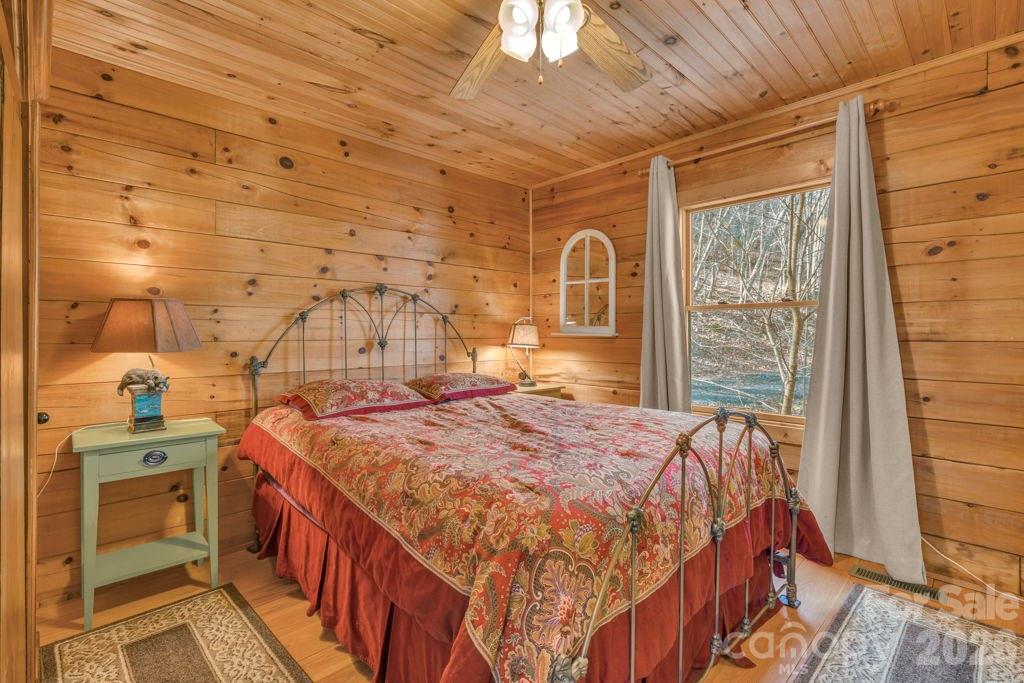 461 Arrowhead Ridge Road Spruce Pine, NC 28777 - Photo 23 of 42