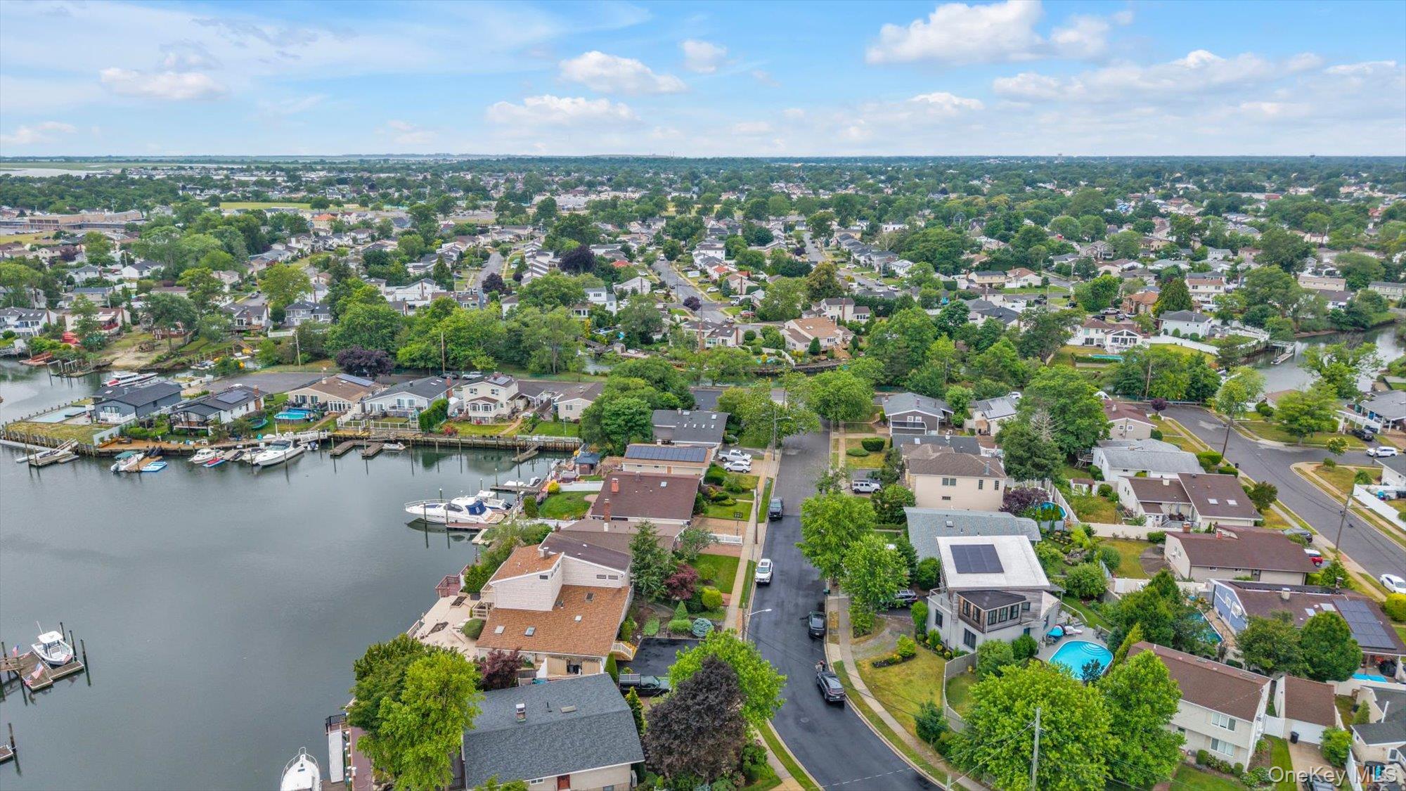 2643 Belmill Road Bellmore, NY 11710 - Photo 38 of 39