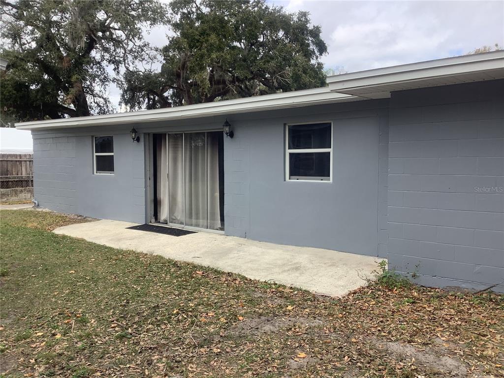 4417 Perch Street Tampa, FL 33617 - Photo 7 of 28