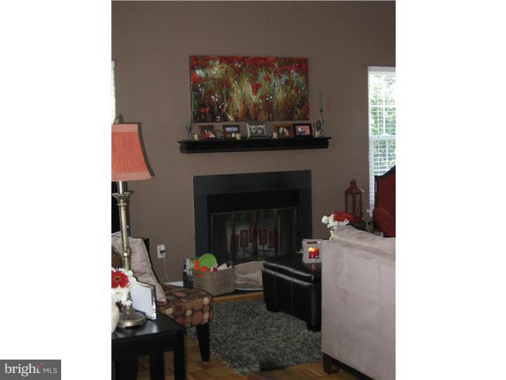 323 McIntosh Road West Chester, PA 19382 - Photo 6 of 25 Living Room