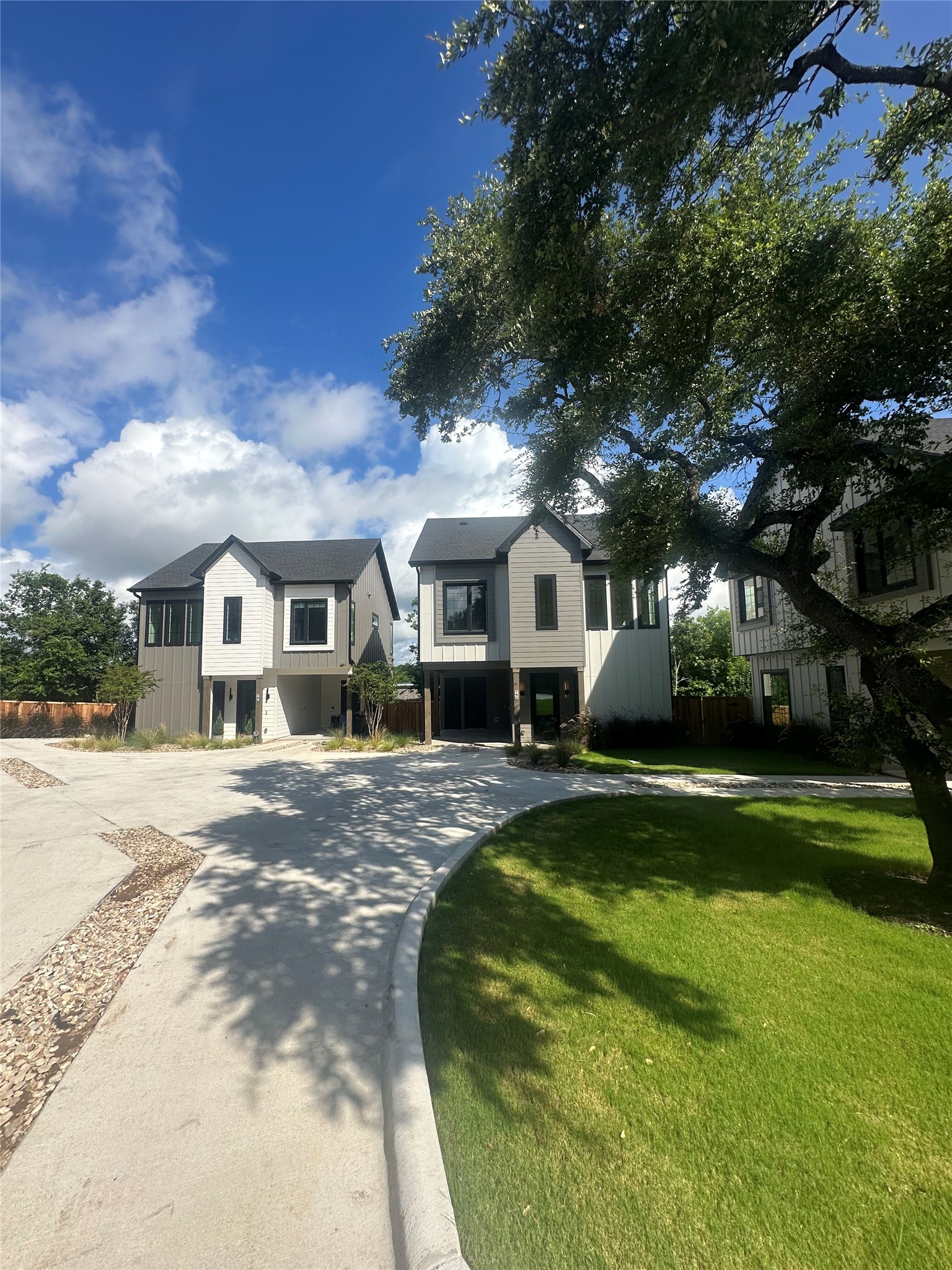 1736 Bunche Road, Unit B5 Austin, TX 78721 - Photo 37 of 37