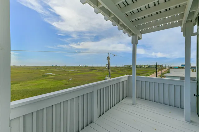 $785,000 | 503 Amigo Lane, Freeport, TX 77541