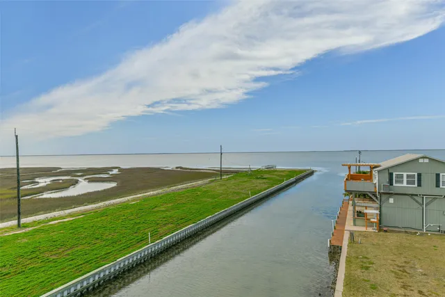 $785,000 | 503 Amigo Lane, Freeport, TX 77541