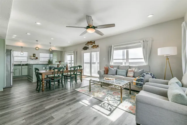 $785,000 | 503 Amigo Lane, Freeport, TX 77541