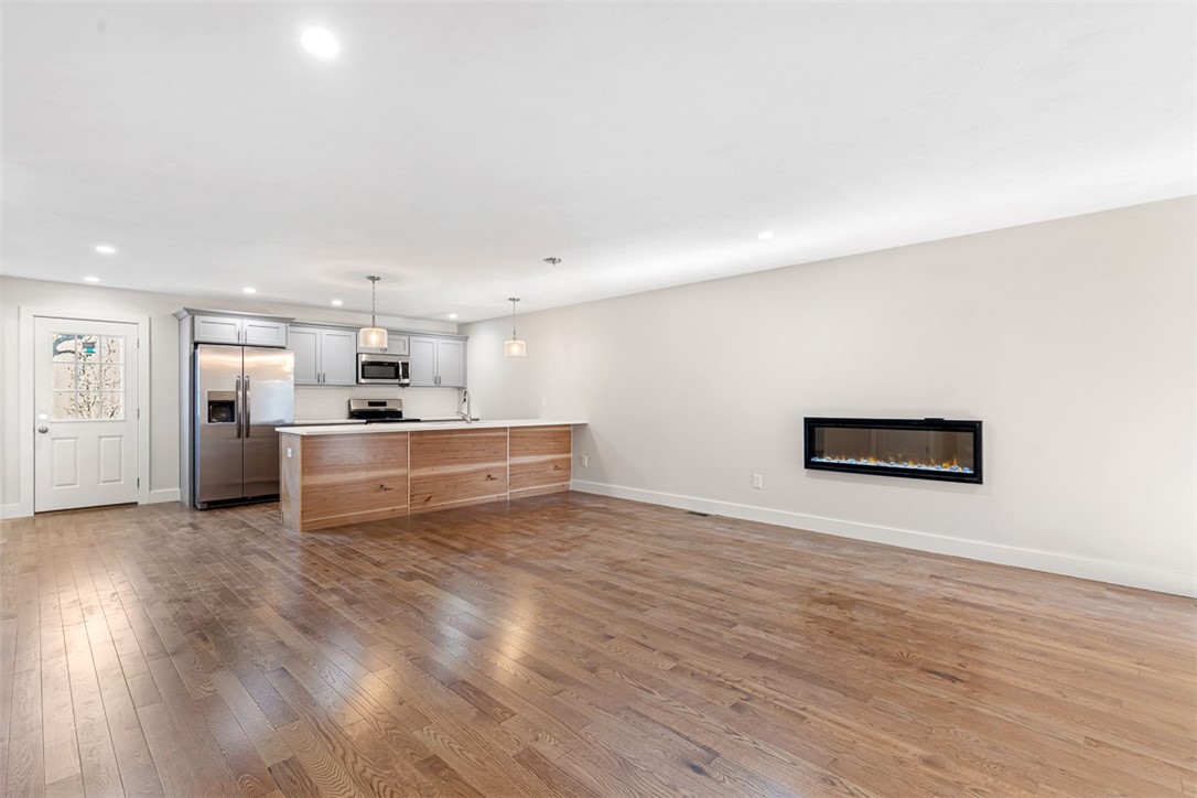 3 Trinity Way Johnston, RI 02919 - Photo 5 of 36