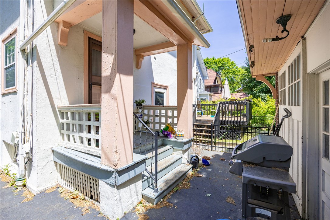 20 Calumet Street Rochester, NY 14610 - Photo 25 of 30