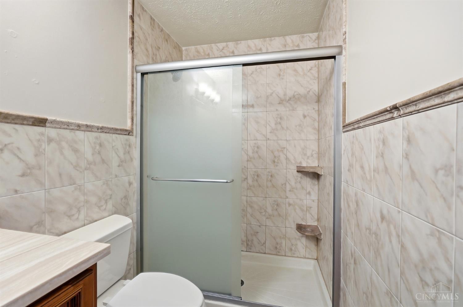 7370 Ridgepoint Drive, Unit 6 Cincinnati, OH 45230 - Photo 13 of 31