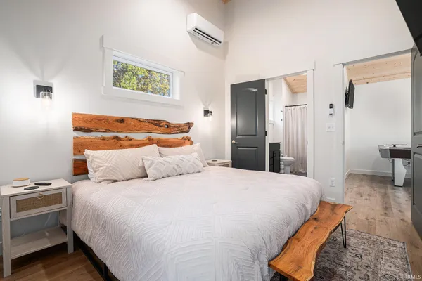 $610,000 | 57507 Red Bud Lane, Elkhart, IN 46517