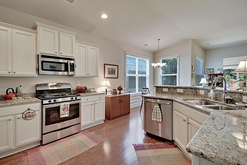 134 Phoebe Road Summerville, SC 29483 - Photo 7 of 31 IMG_0732_IMG_0742-copy