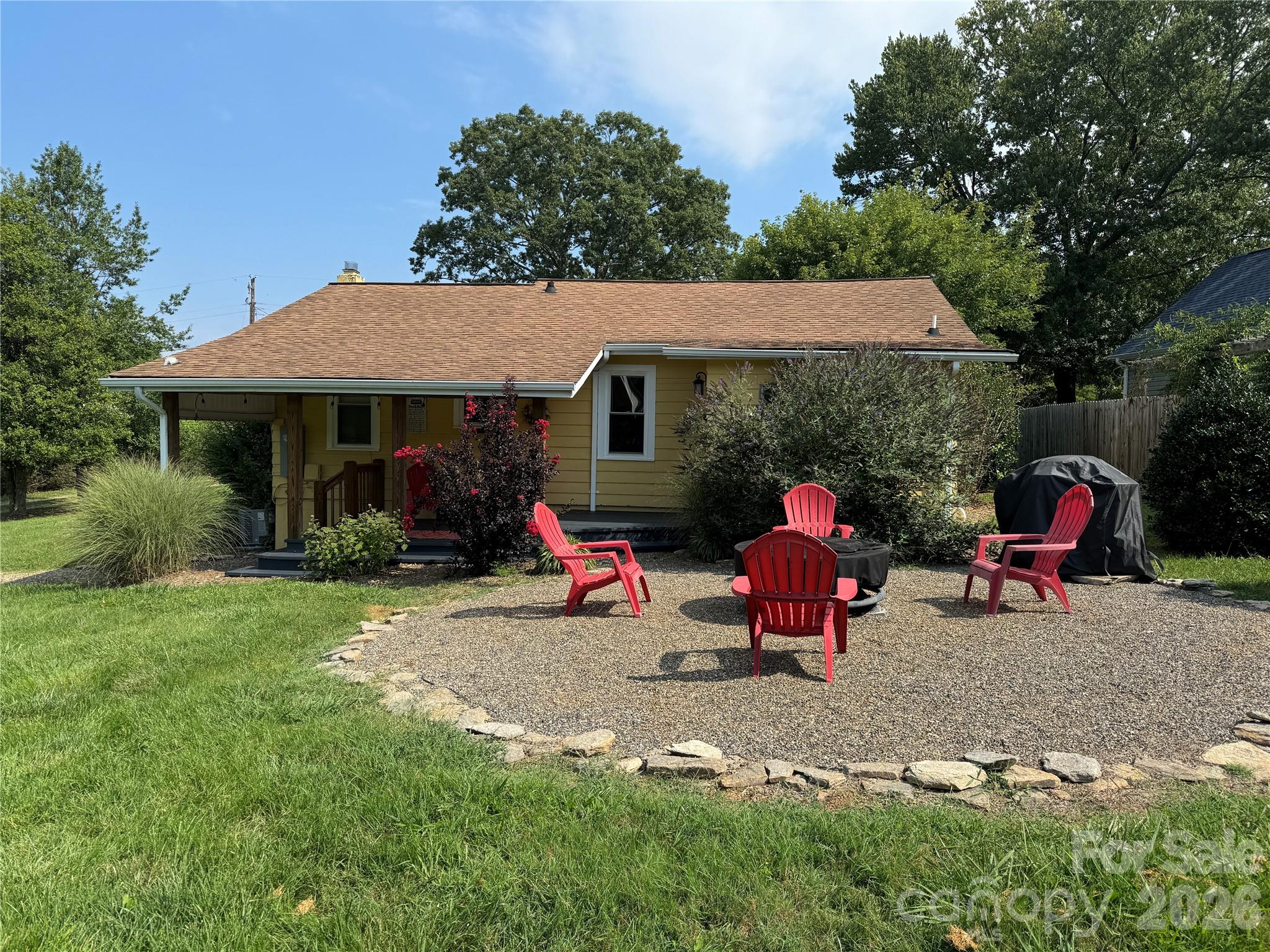144 Macedonia Road Asheville, NC 28804 - Photo 7 of 37