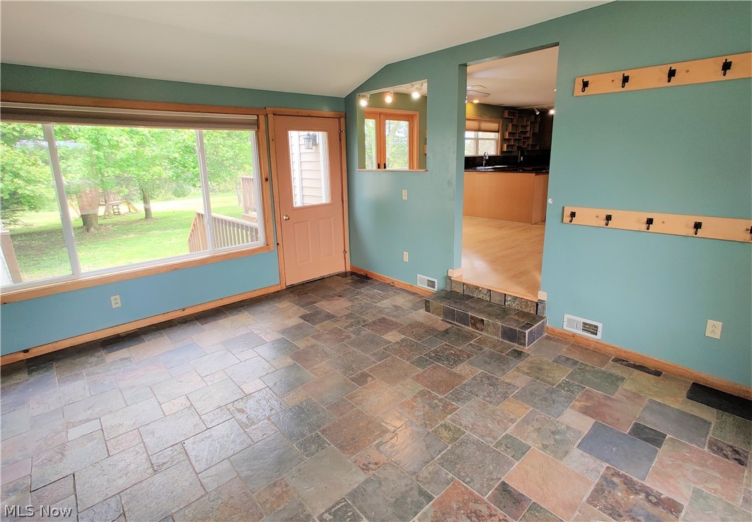 995 Remsen Road Medina, OH 44256 - Photo 11 of 35