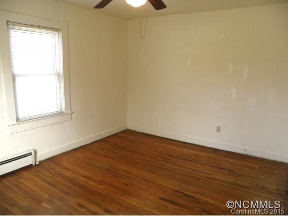 488 Bee Tree Road Swannanoa, NC 28778 - Photo 11 of 23 Gallery Image 11