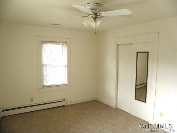 488 Bee Tree Road Swannanoa, NC 28778 - Photo 6 of 23 Gallery Image 6