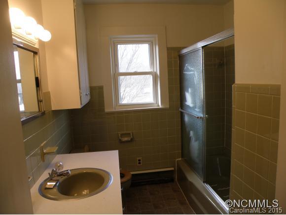 488 Bee Tree Road Swannanoa, NC 28778 - Photo 9 of 23 Gallery Image 9