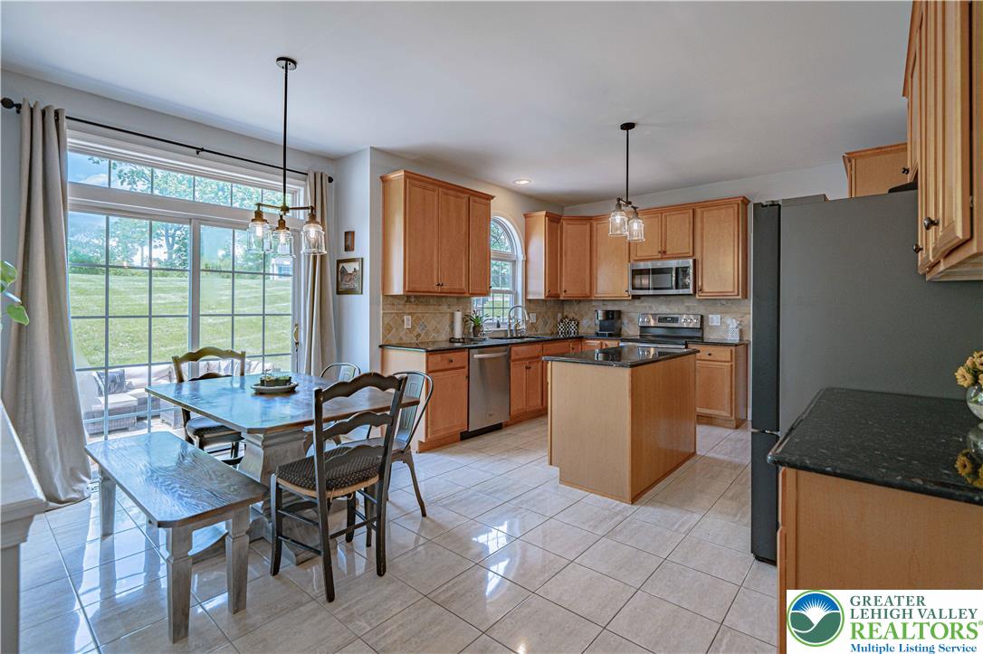 697 Ryan Drive Allentown, PA 18103 - Photo 9 of 48 Gallery Image 9