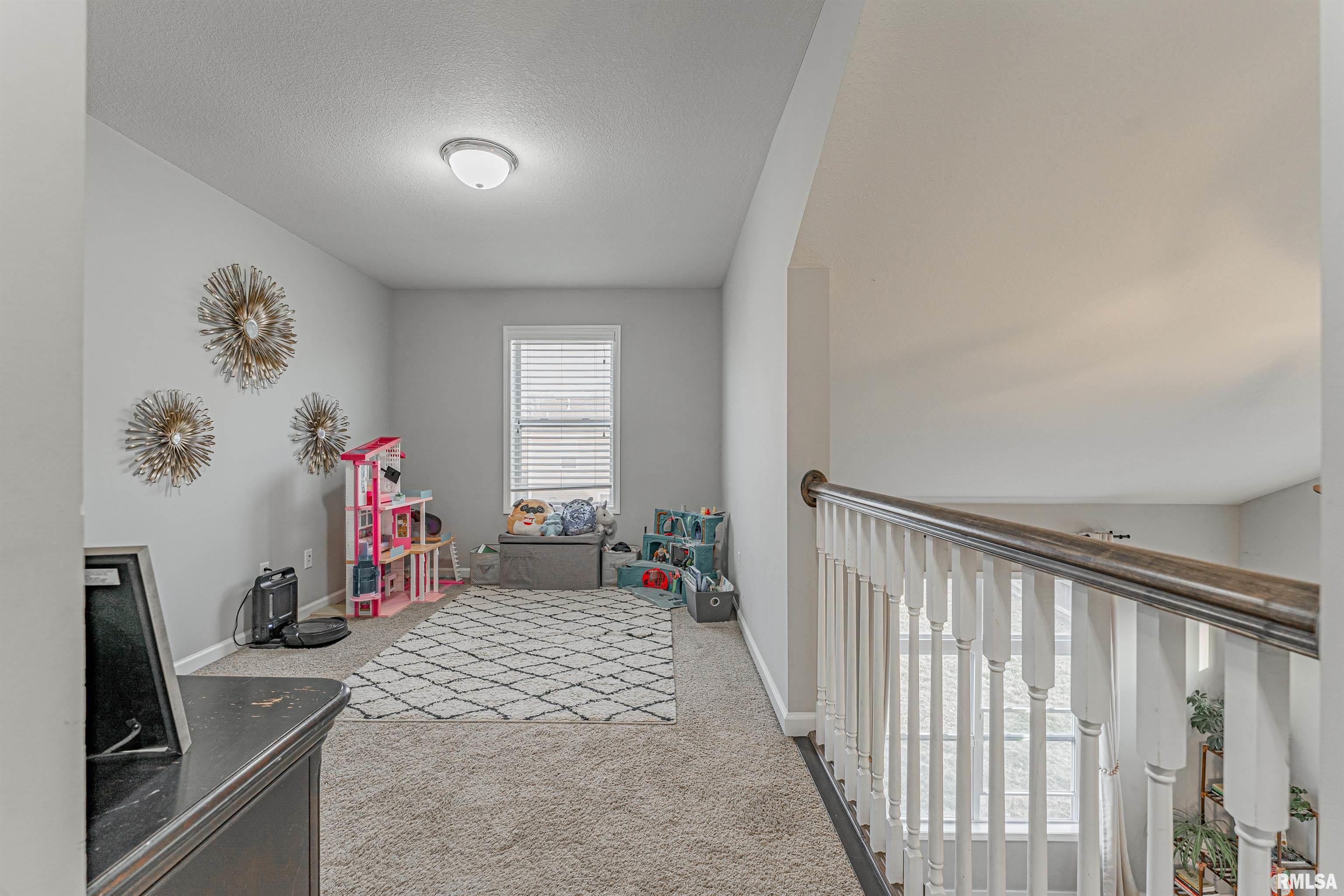 2914 Bardwell Road Bloomington, IL 61704 - Photo 24 of 45 Gallery Image 24