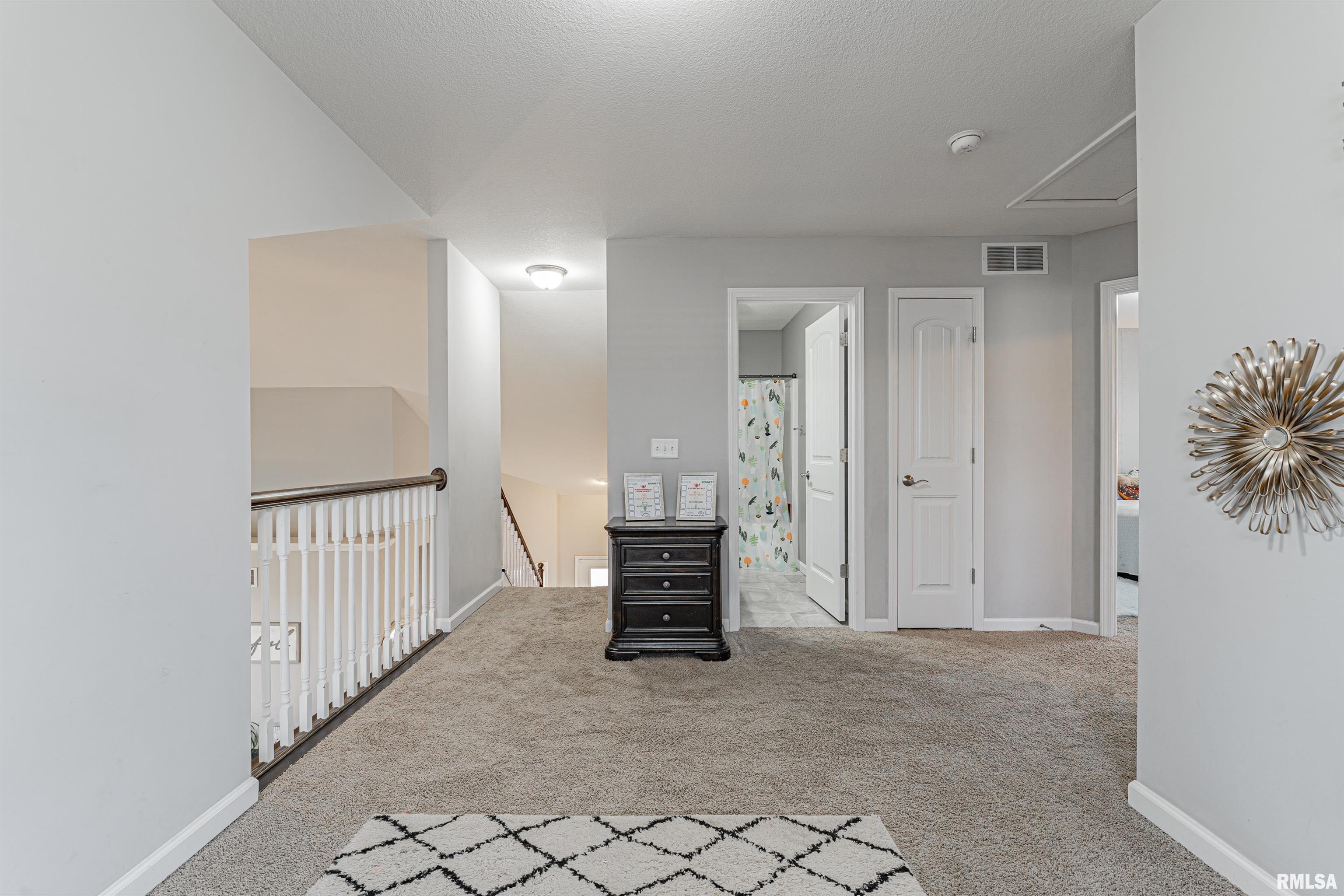 2914 Bardwell Road Bloomington, IL 61704 - Photo 26 of 45 Gallery Image 26