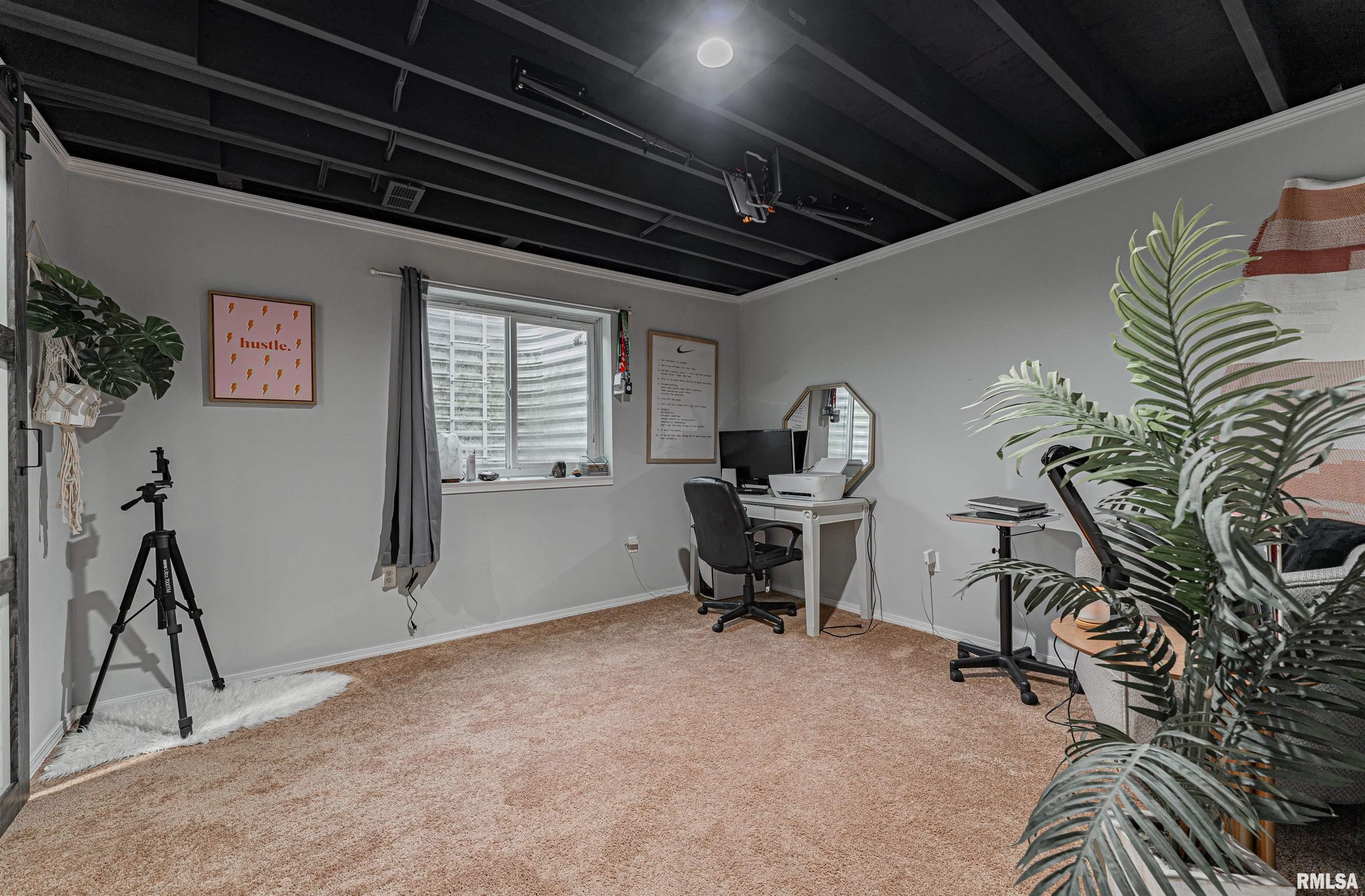 2914 Bardwell Road Bloomington, IL 61704 - Photo 36 of 45 Gallery Image 36