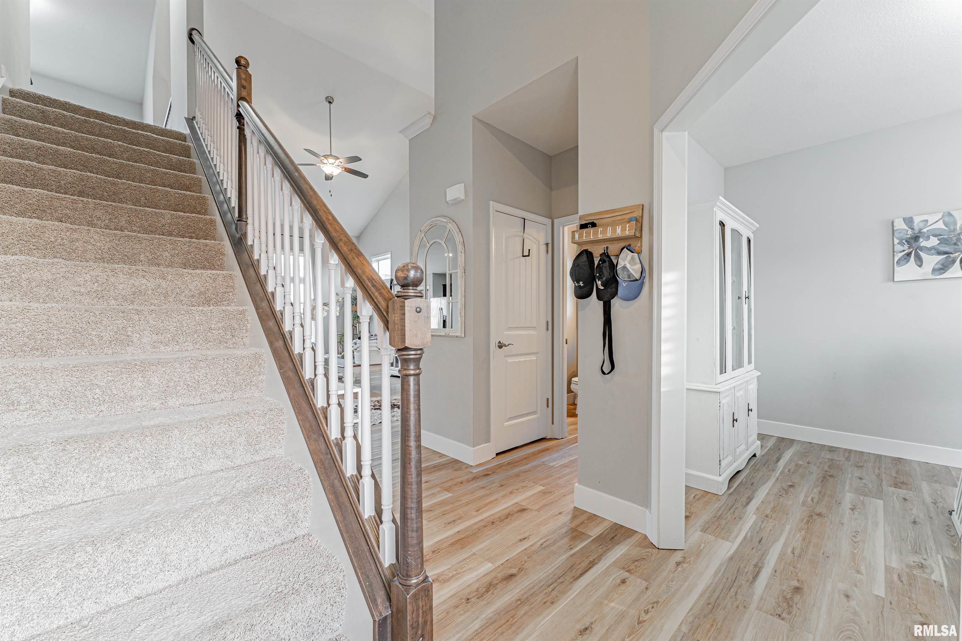 2914 Bardwell Road Bloomington, IL 61704 - Photo 8 of 45 Gallery Image 8