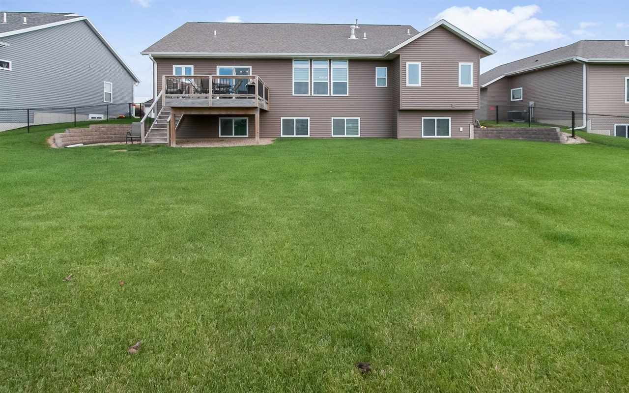 784 Raleigh Lane Marion, IA 52302 - Photo 2 of 17 Gallery Image 2