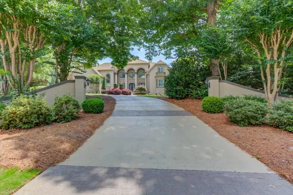 $2,374,800 | 1905 Kathy Whitworth Drive, Braselton, GA 30517