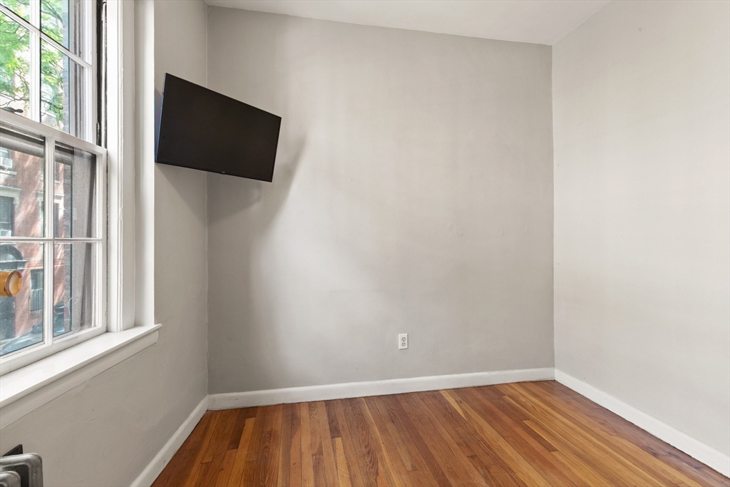 78 Phillips Street, Unit 3 Boston, MA 02114 - Photo 16 of 20