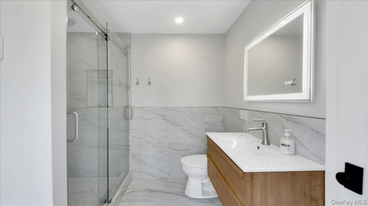 46 Sycamore Road Mahopac, NY 10541 - Photo 15 of 33