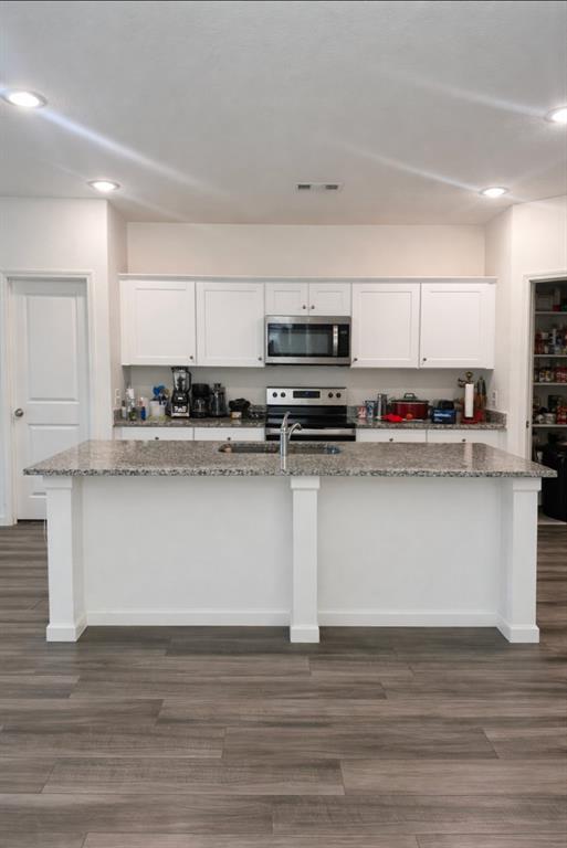 2437 Frio River Road Glenn Heights, TX 75154 - Photo 4 of 11