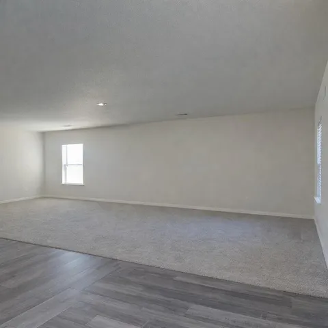 $325,000 | 2437 Frio River Road, Glenn Heights, TX 75154