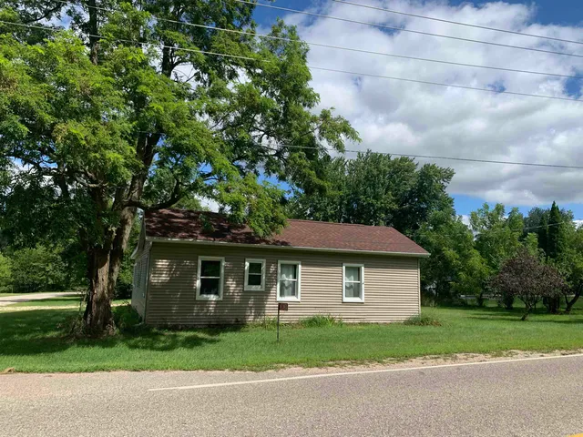 $179,000 | W3912 County Rd H, Pine River, WI 54965