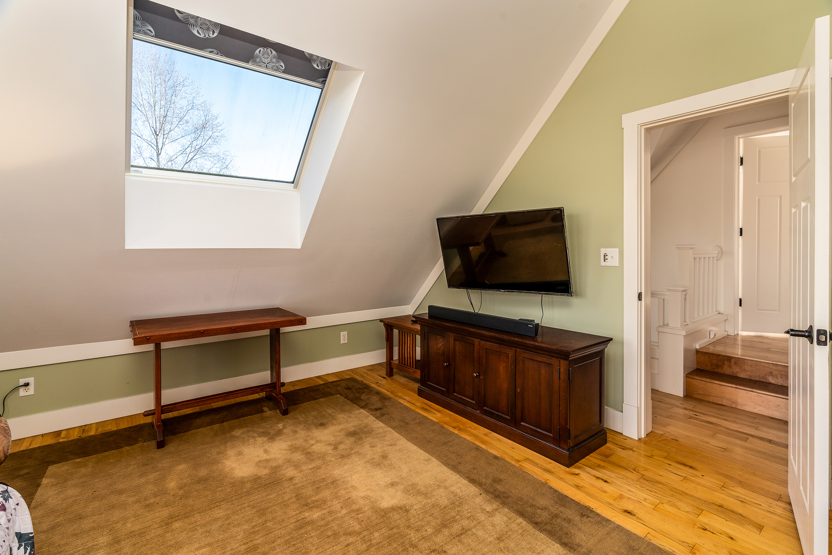 526 Shiloh Road Cobden, IL 62920 - Photo 34 of 59 a living room with furniture and a flat screen tv