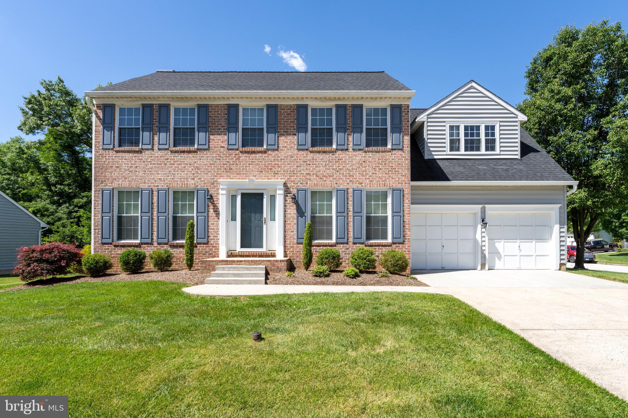 Welcome to 2 Ringleaf Court!