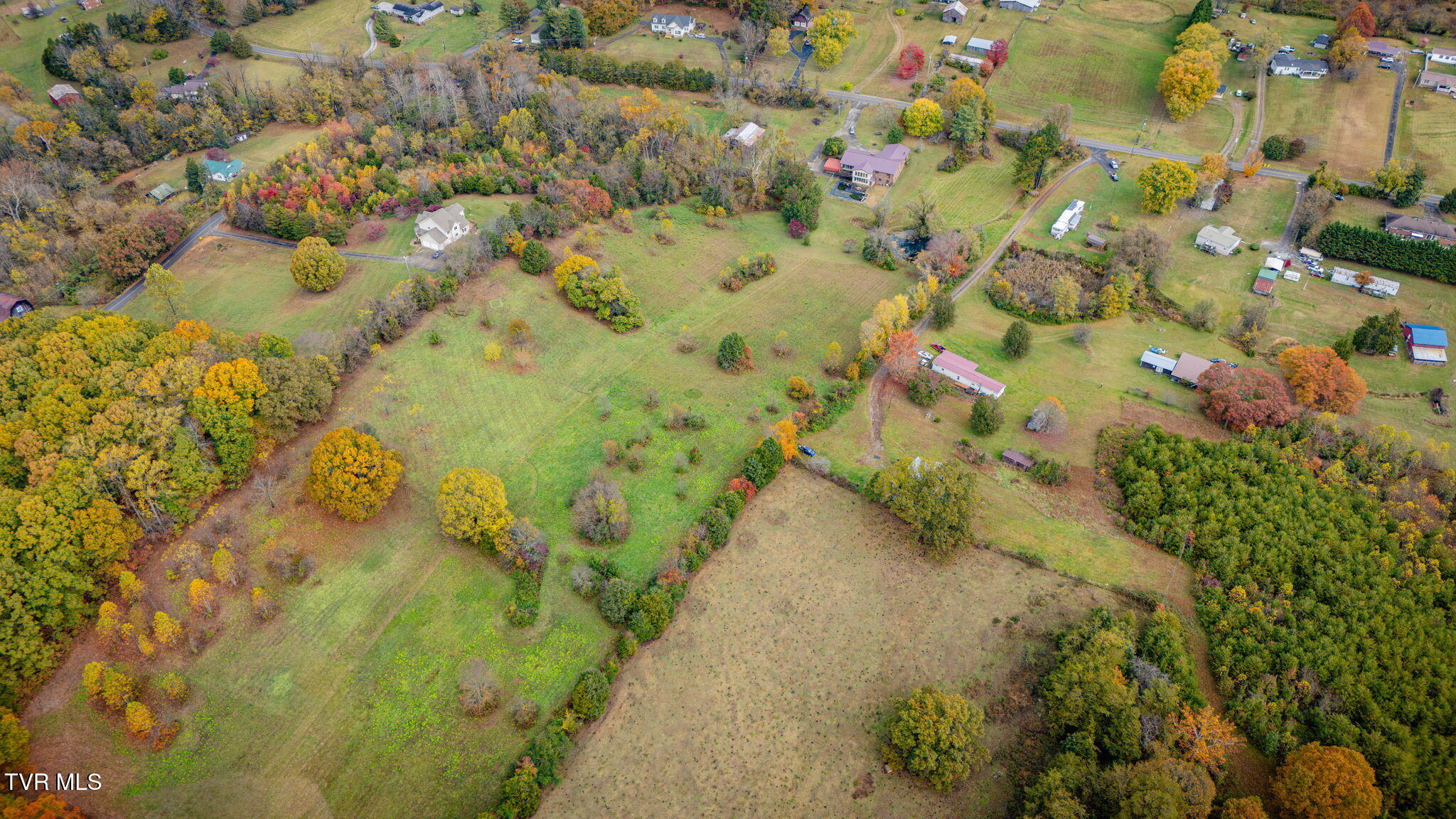 1566 Mill Creek Road, Unit 1 Fall Branch, TN 37656 - Photo 14 of 17 108