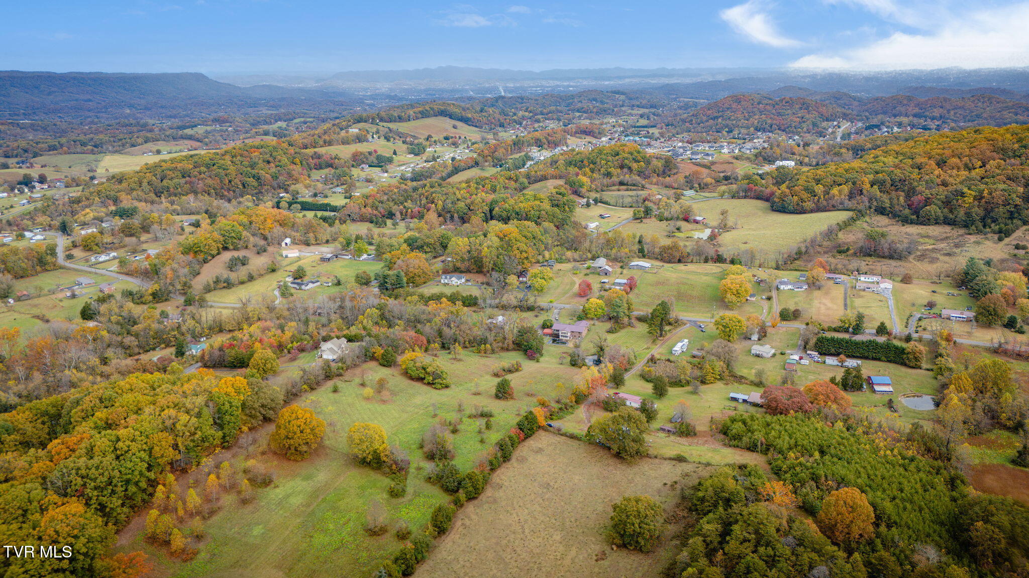 1566 Mill Creek Road, Unit 1 Fall Branch, TN 37656 - Photo 15 of 17 109