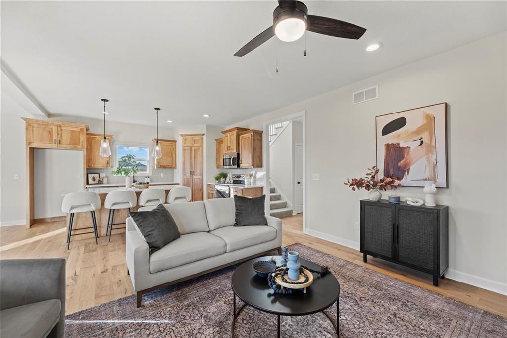 20779 Emerald Street Spring Hill, KS 66083 - Photo 9 of 38