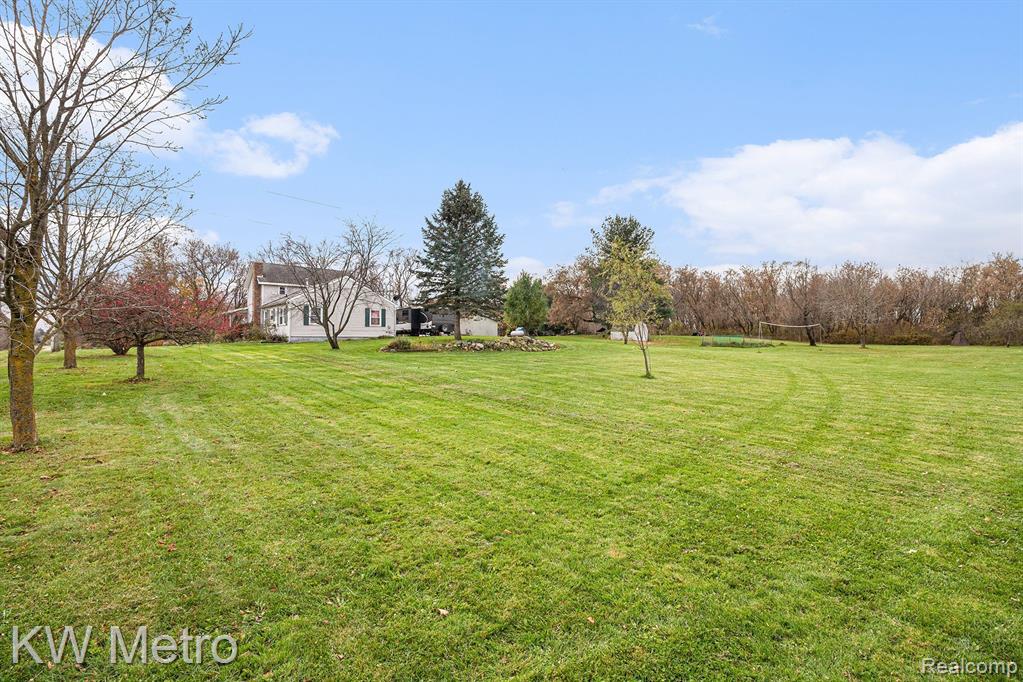 2071 Tooley Road Howell, MI 48855 - Photo 22 of 28