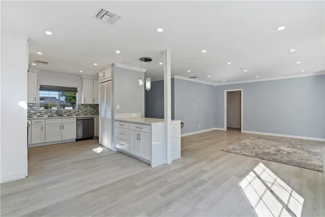 $4,500 | 11108 Leolang Avenue, Sunland, CA 91040