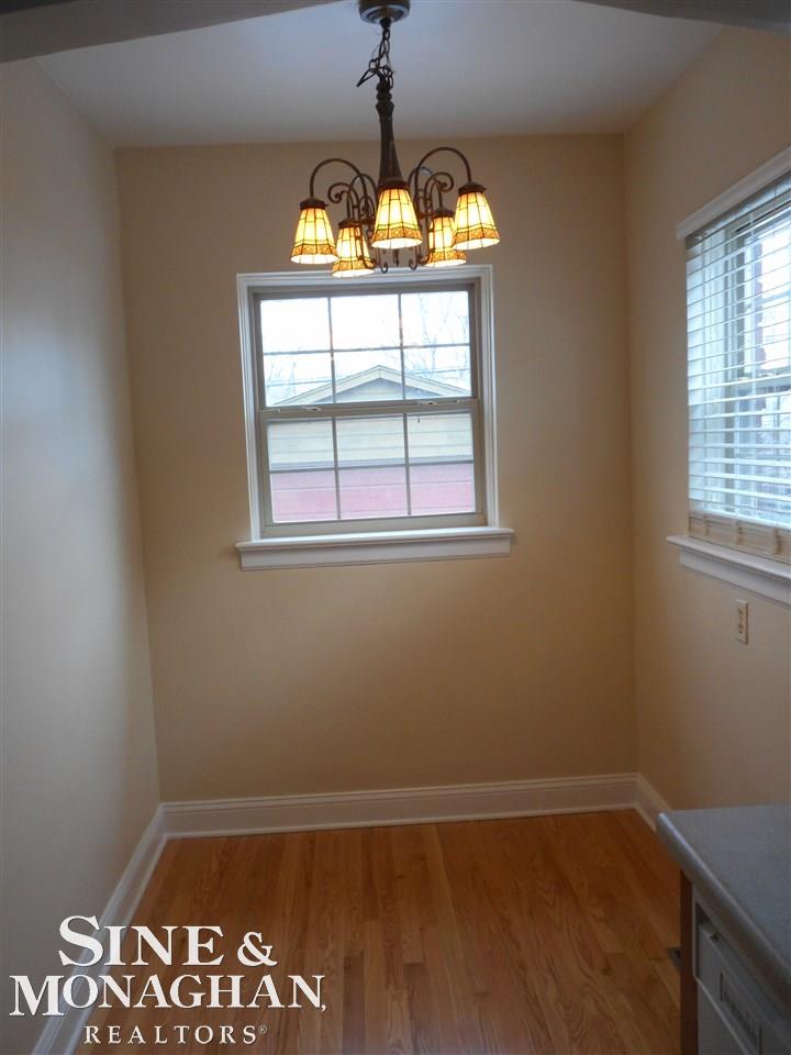 2032 Hawthorne Road Grosse Pointe Woods, MI 48236 - Photo 11 of 25