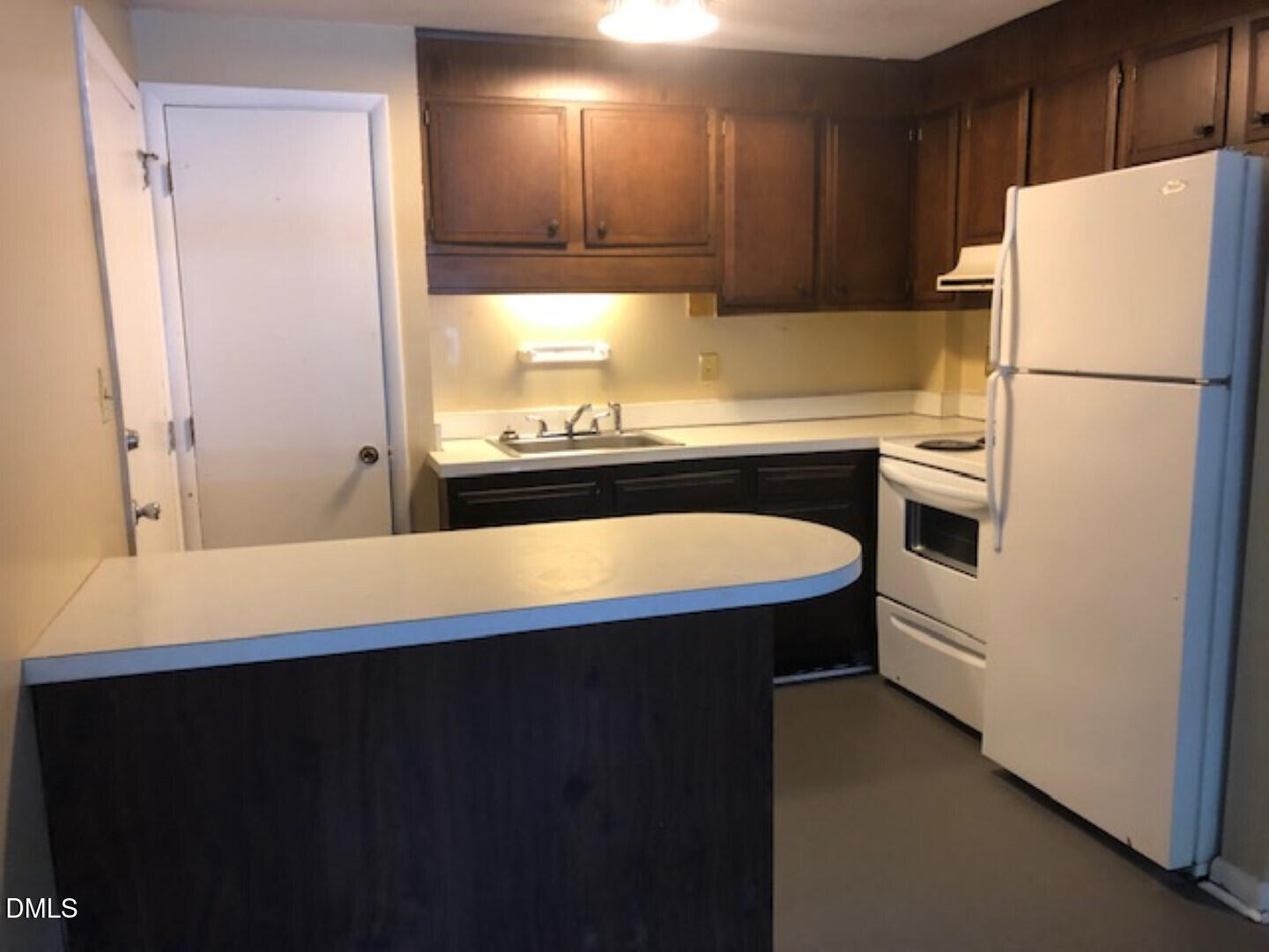 408 Horne Street, Unit C Raleigh, NC 27607 - Photo 3 of 6 IMG_2172