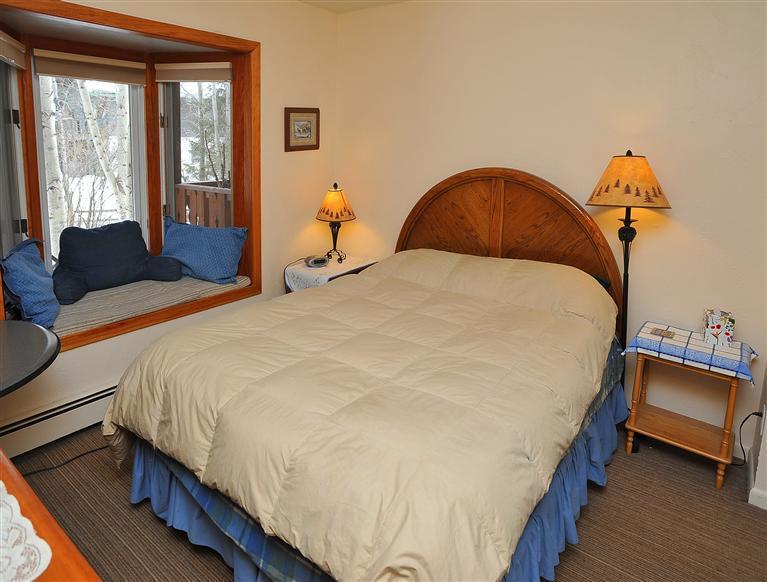 2821 Kinnickinnick Road, Unit C2 Vail, CO 81657 - Photo 11 of 17 Additional Photo