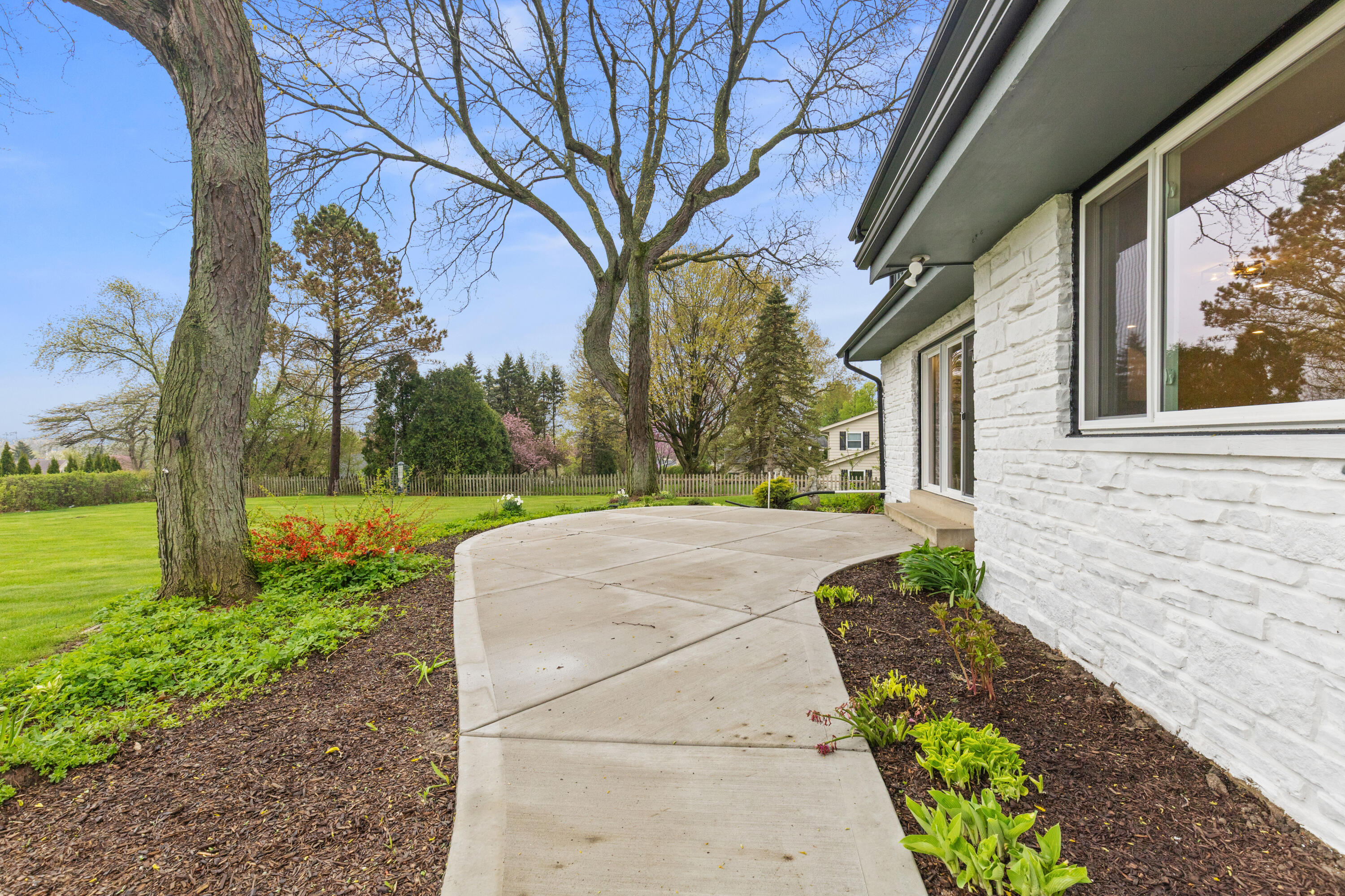 7693 Overlook Drive Greendale, WI 53129 - Photo 45 of 45 Patio
