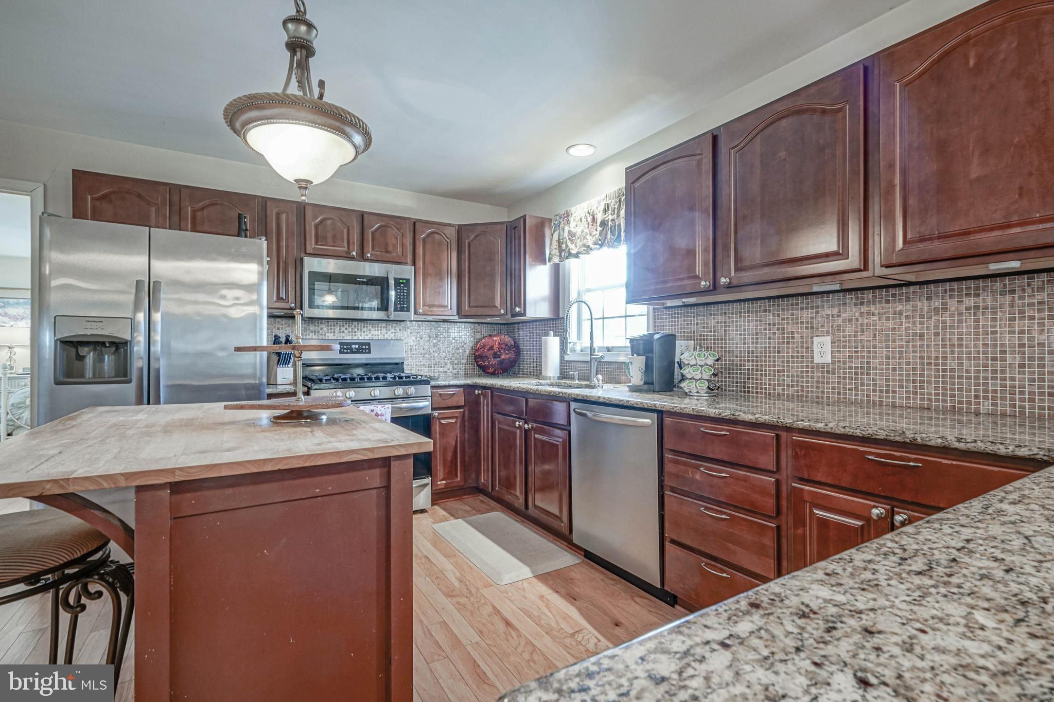 121 Princeton Road Pennsville, NJ 08070 - Photo 16 of 48 kitchen