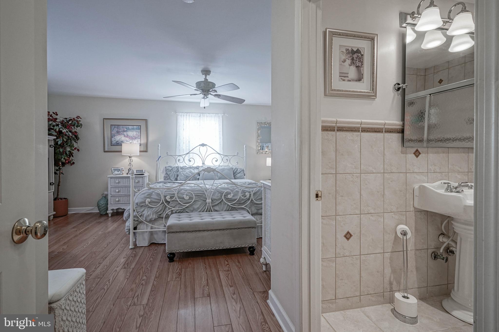 121 Princeton Road Pennsville, NJ 08070 - Photo 24 of 48 Primary bedroom suite