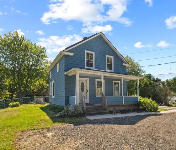 $365,000 | 270 Gay Hill Road, Montville, CT 06382