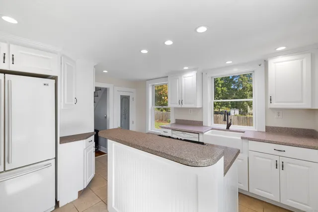 $365,000 | 270 Gay Hill Road, Montville, CT 06382