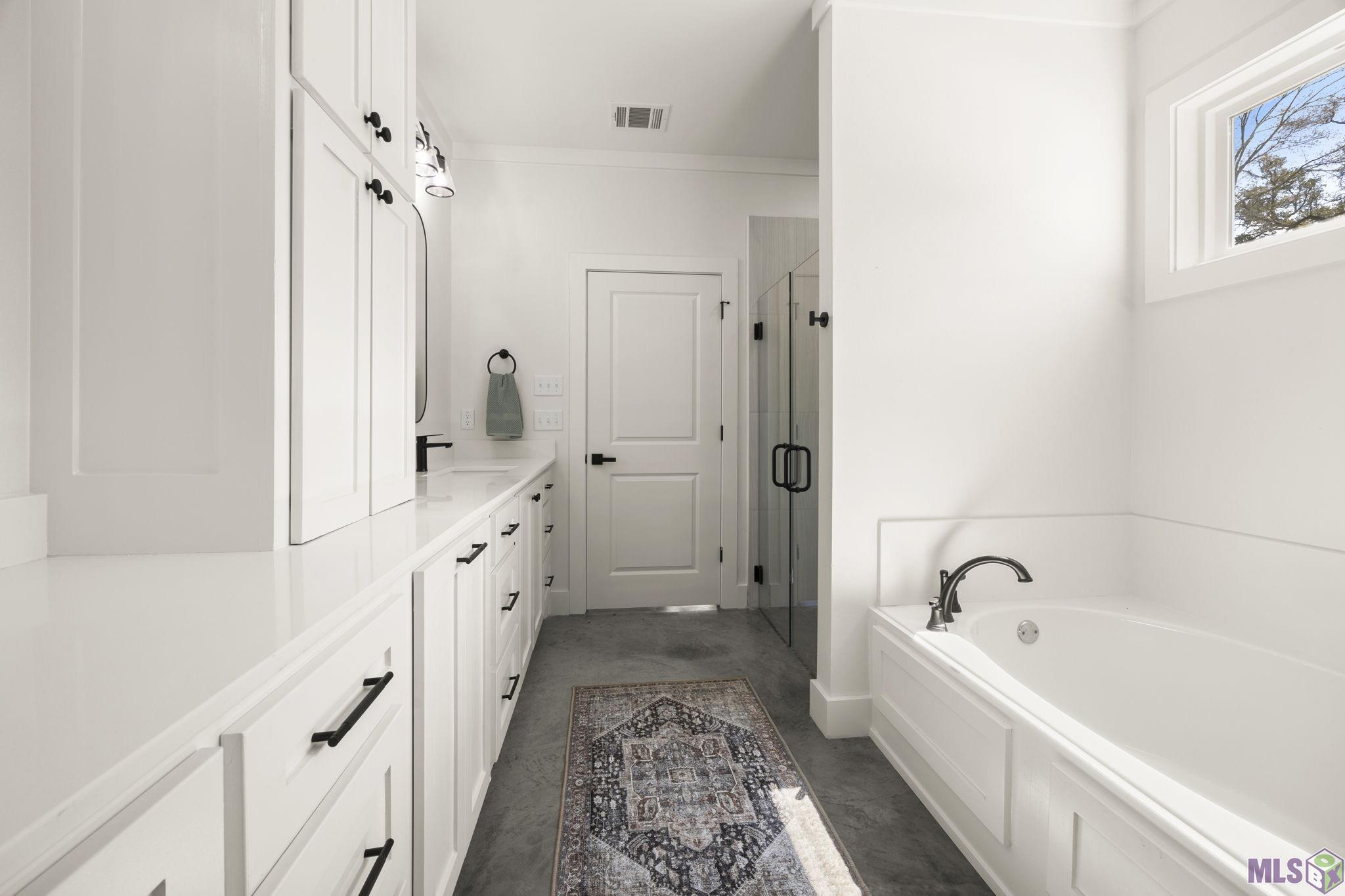 11984 Sims Road Denham Springs, LA 70706 - Photo 10 of 18 Gallery Image 10
